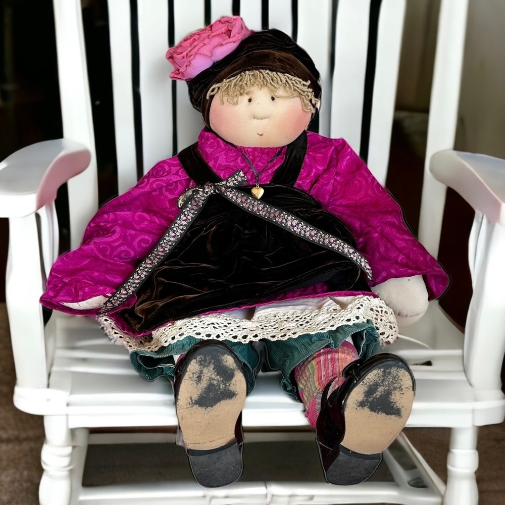 Vintage 1994 Little Souls Suzette Nicole doll